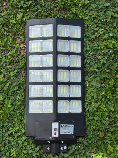 Alumbrado Con Panel Solar de 6,000 watts