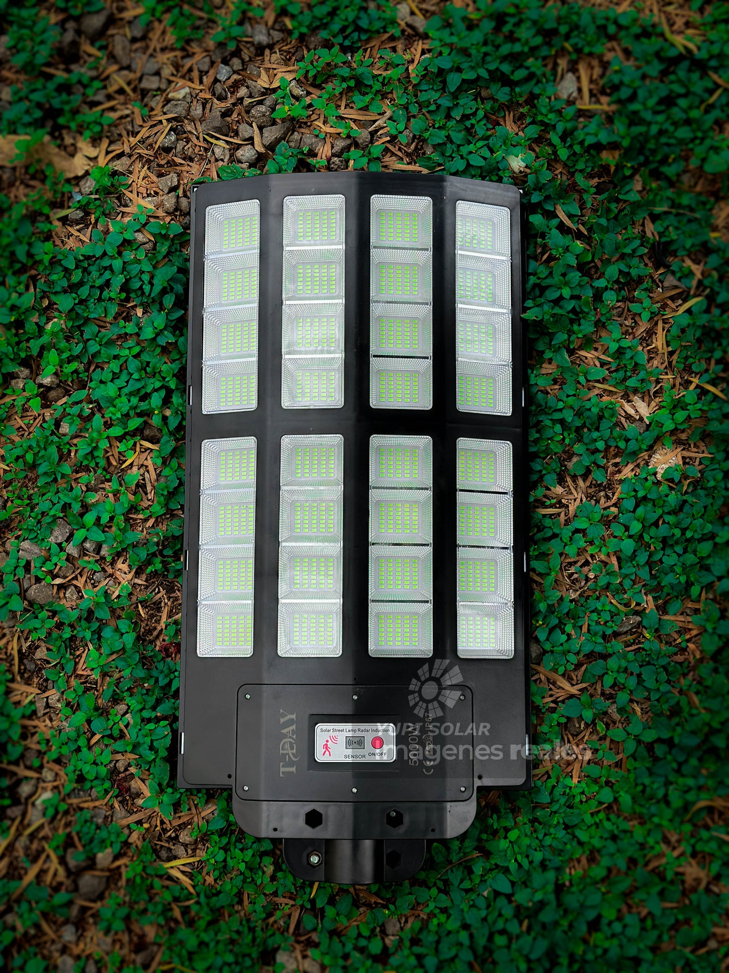 Alumbrado Profecional Panel Solar de 5,000 watts