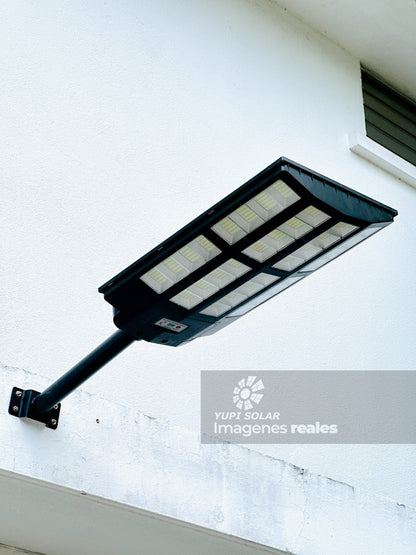 Alumbrado Profecional Panel Solar de 5,000 watts