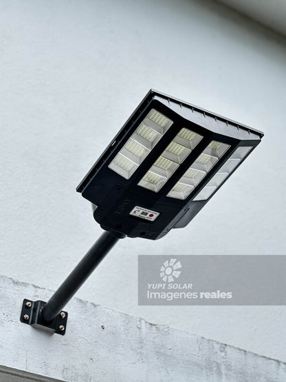 Alumbrado Profecional Panel Solar de 3,000 watts