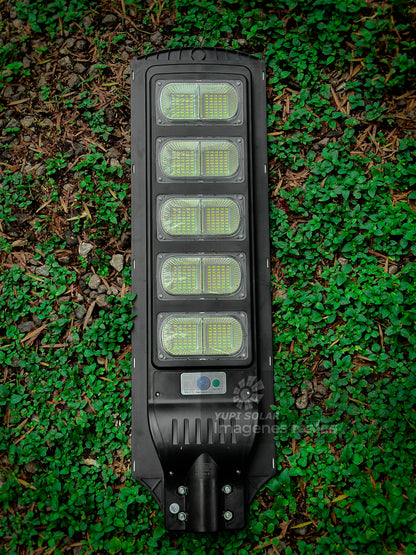 Alumbrado Profecional Panel Solar de 2,000 watts