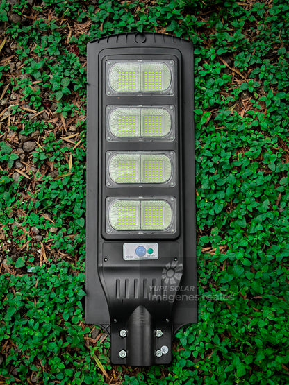Alumbrado Profecional Panel Solar de 1,600 watts