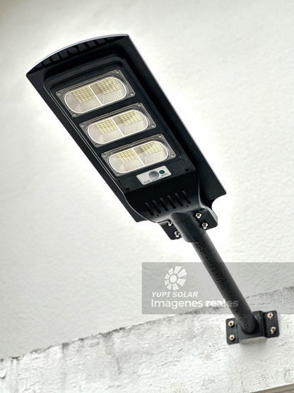 Alumbrado Profecional Panel Solar de 1,200 watts